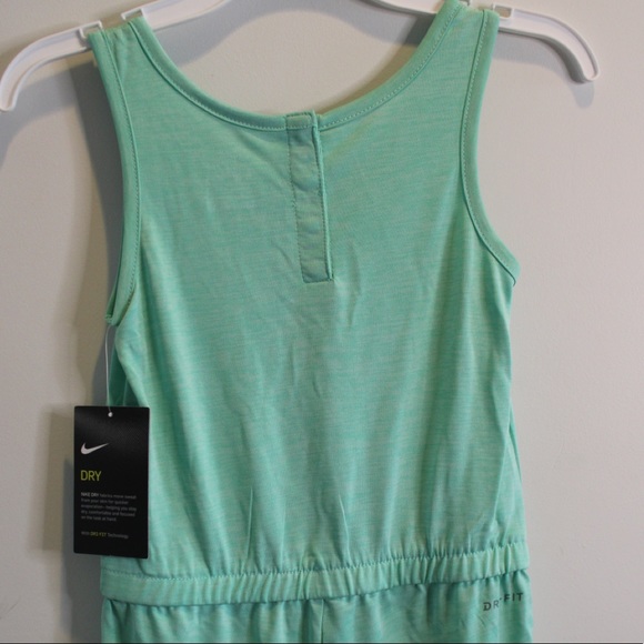 Girl’s Nike Dry Fit romper teal with pink logo - Picture 4 of 4